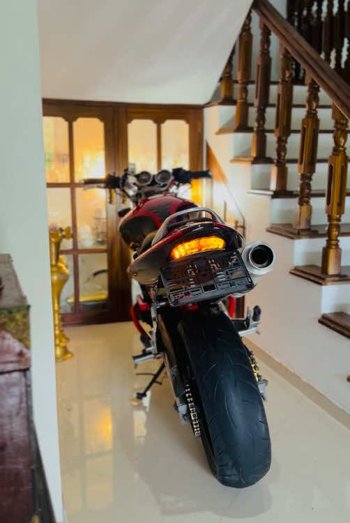 #වියදම් නම් මොනවාද ඔයා හරි ලස්සනට ඉන්නවනෙ මගෙ ලග🖤🥺#hornet #vir #f #fyp #foryou #tending 
