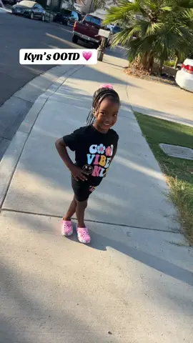 Goodmorningg from Kynnedi 🥰 #fyp #OOTD #school 