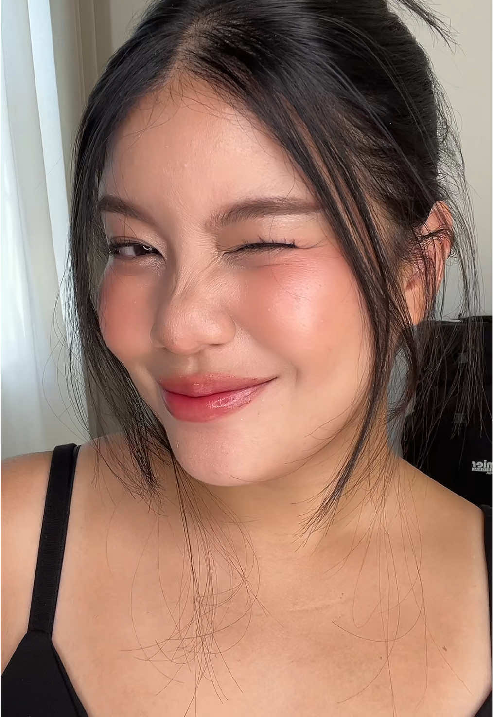 Easy and simple igari makeup tutorial 💗 Less blush because I’m trying to control my blush blindness 🫣😂 Makeup deets: @TOCOBO Juicy Berry Plumping Lip Oil @GRWM Cosmetics On The Glow Skin Booster in Kitana @메리쏘드 Skin Fit-Cover Spatula Cushion Foundation @에스쁘아 espoir Eye Core Palette in Pink Oat Latte Couture Lip Tint Fitting Blur in Rose Crema Couture Lip Tint Glaze in Milky Honey @makeupforever Artist Color Pencil in Boundless Bisque @Judydoll_official Curling Iron Mascara @Maybelline NY Superfluff Brow Mousse @Armani beauty Luminous Silk Concealer in 3.5 @DALBA First Spray Serum @Kaja Beauty Dewy Bar in Grapefruit Gelato @Diorbeauty Backstage Glow Face Palette @urban decay All Nighter Extra Glow Setting Spray #igarimakeup #makeuptutorial #asianmakeup #igari #fyp 