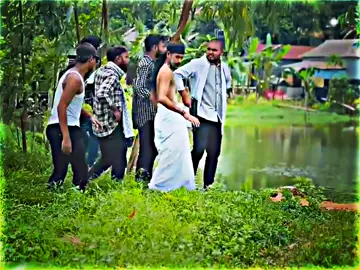 আয়না বাবা রাস্তা দেখায়,,,,, 🤣🐸 , , , , , , , #unfrezzmyaccount #bdtiktokofficial #fanyvideo #fyp 