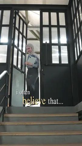 Not every memory is beautiful. But they for sure hold a lesson. Dari proses belajar, aku sadar kalau menuntut ilmu itu bukan soal banyaknya waktu yang dipakai, tapi bagaimana kita bisa memanfaatkan yang ada sebisa mungkin.  Salah satunya dengan membuat proses belajar lebih ringan & efektif. Salah satunya dengan memilih tools yang tepat seperti HUAWEI MatePad 11.5 jadi partner belajar sekaligus kerja yang bikin aku bisa terus tumbuh, kreatif, dan produktif kapan pun, di mana pun 💻✨@Huawei Indonesia    You don’t have to master it all at once. Just start somewhere✨ #HUAWAEIMatePad115 #MateYourWay