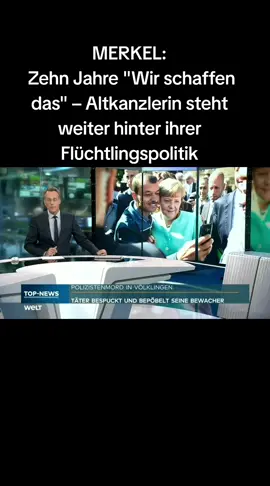 Zehn Jahre nach ihrem legendären Satz «Wir schaffen das» zur Aufnahme Hunderttausender Flüchtlinge ist Deutschland nach Überzeugung der damaligen Bundeskanzlerin Angela Merkel (CDU) bei der Integration von Migranten deutlich vorangekommen. «Das ist ein Prozess. Aber bis jetzt haben wir viel geschafft. Und was noch zu tun ist, muss weiter getan werden», sagte die CDU-Politikerin in einem Interview mit dem Journalisten Ingo Zamperoni, das für eine ARD-Dokumentation geführt wurde.  Am 31. August 2015 hatte Merkel jene drei Worte gewählt, nachdem gerade bekanntgeworden war, dass für das laufende Jahr 800.000 Flüchtlinge in Deutschland erwartet wurden und Tausende Geflüchtete von Ungarn kommend in Richtung Deutschland unterwegs waren.  #merkel #migration #fyp #NEWS #NACHRICHTEN 