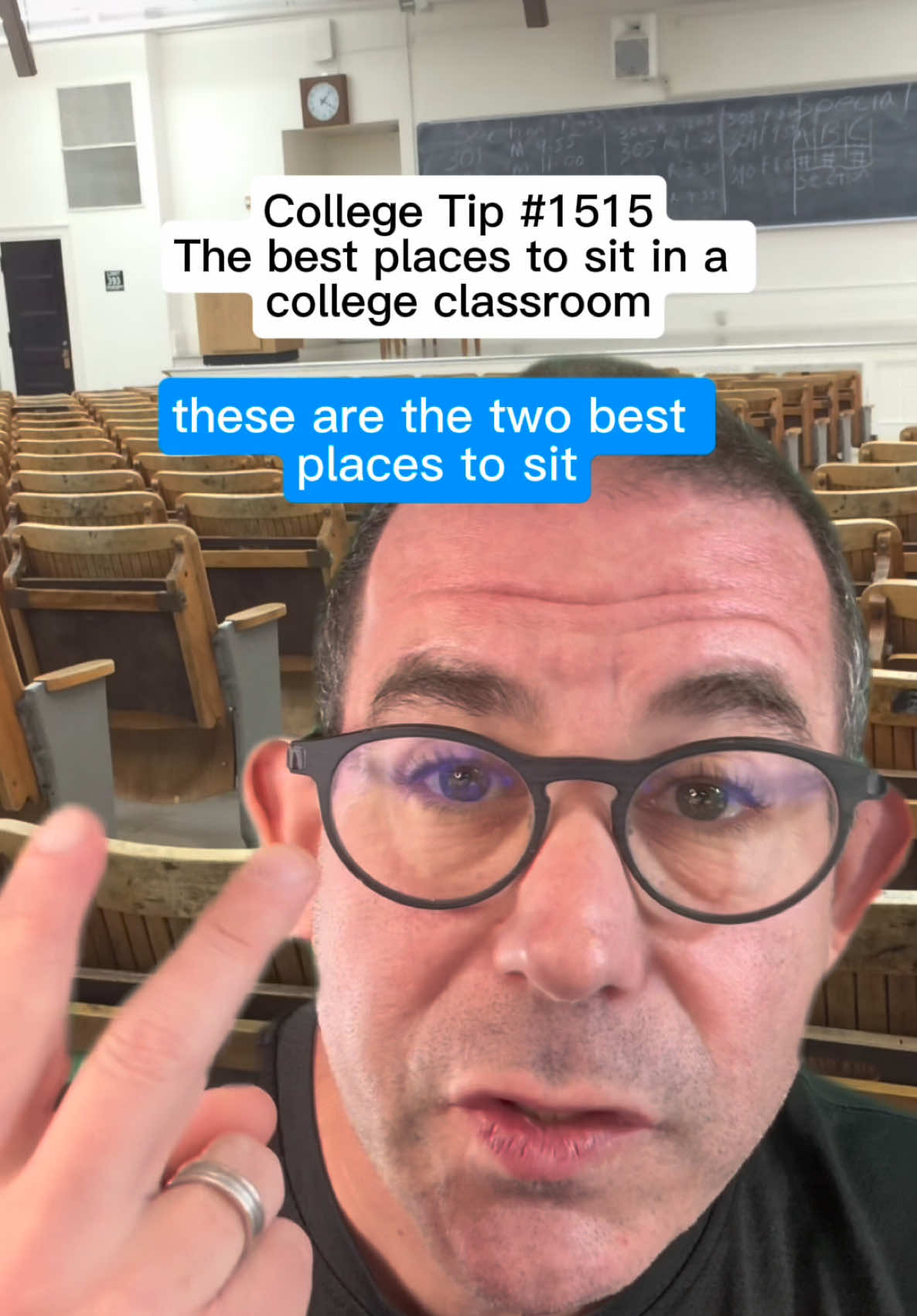 College Tip 1515: The best places to sit in a college classroom if you want to be successful.  #college #class #sit #success #university 
