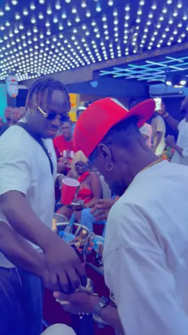 La vie qui est la pffff petit dénis union de prière pour qu’il se retrouve 😭😭😭😭😭😭😭 j’ai eu des larmes au yeux quand je l’ai vu hier @Alassane.Keïta le Tamponneur @Willy Dumbo #tik_tok #viral #cejour