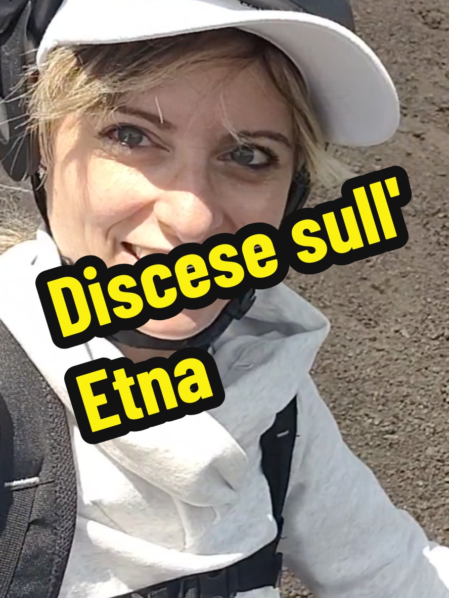 Discese sull' Etna 🚶🏼‍♀️🏃🏼‍♀️🤸🏼‍♀️ #etna #natura #vacanza #paesaggi #etnavolcano 