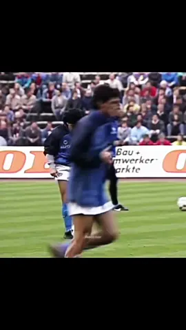 Maradona warming up👏#maradona #fotball #Soccer 
