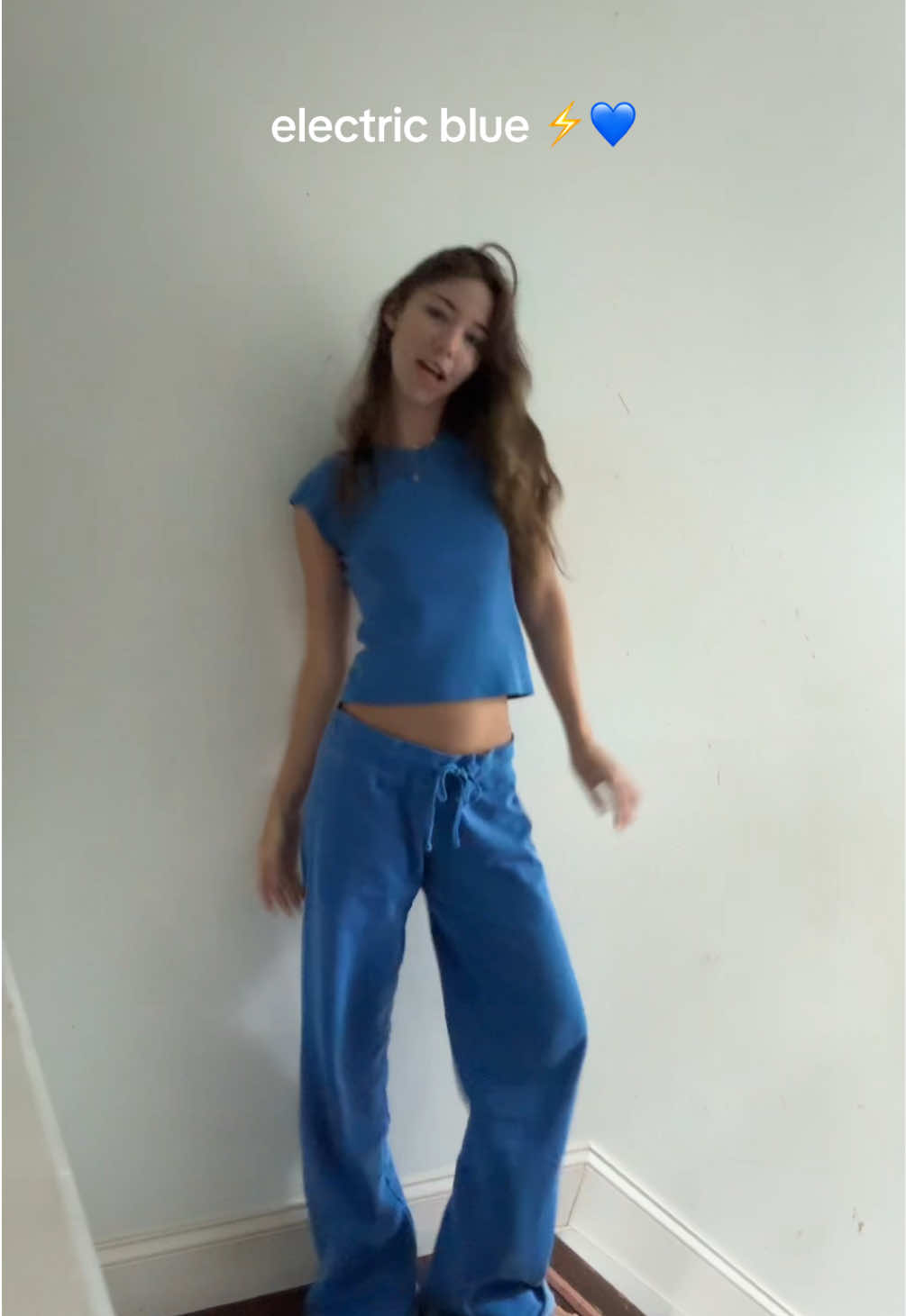 Questioning getting the hoodie?? ⚡️💙#brandymelville #fyp #brandy #matchingset #basics 
