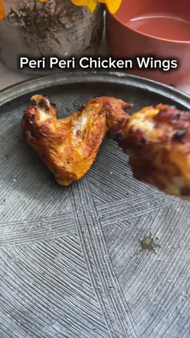 😋 These wings the whole week no shame! I love the flavor of Peri Peri! It has a hint of heat, tangy, zesty and smoky! All my favorite flavors in one meal. .