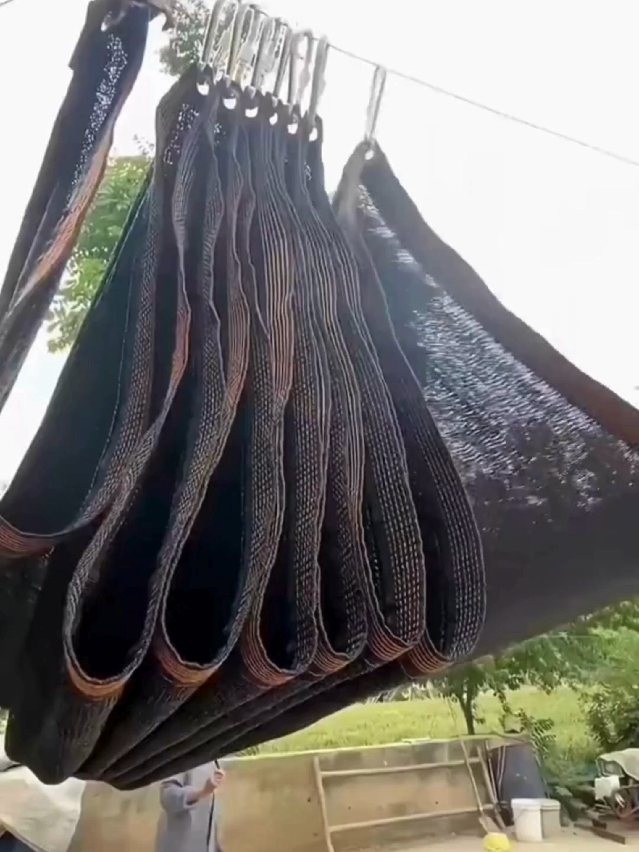 Proteja seu carro, jardim e área de lazer com a Tela MOS 🌿☀️ ✅ 100% permeável — a chuva passa sem acumular ✅ Bloqueia até 80% dos raios UV nocivos ✅ Protege contra granizo, folhas e detritos ✅ Fácil de instalar com ilhós a cada 1,5 m 👉 Toque em Comprar Agora e garanta um ambiente fresco e protegido! #TelaDeSombreamento #ProteçãoSolar #CasaOrganizada #JardimPerfeito #ÁreaExterna #DecoraçãoDeJardim #ProteçãoVeicular #AntiGranizo #MosTelas #QuintalFresco #LarEDecoração #CuidadosComAsPlantas #DicasDeCasa #EspaçoExterno #TikTokMadeMeBuyIt