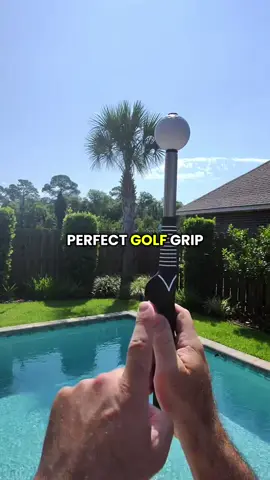 🏌️‍♂️ Train like the pros! This retractable golf swing trainer builds muscle memory, fixes tempo, and improves grip—all with instant click feedback. Perfect for warm-ups, indoor practice, and shaving strokes off your game ⛳🔥 #GolfTrainer #GolfSwingTips #GolfPracticeAid #TikTokMadeMeBuyIt #golflife 