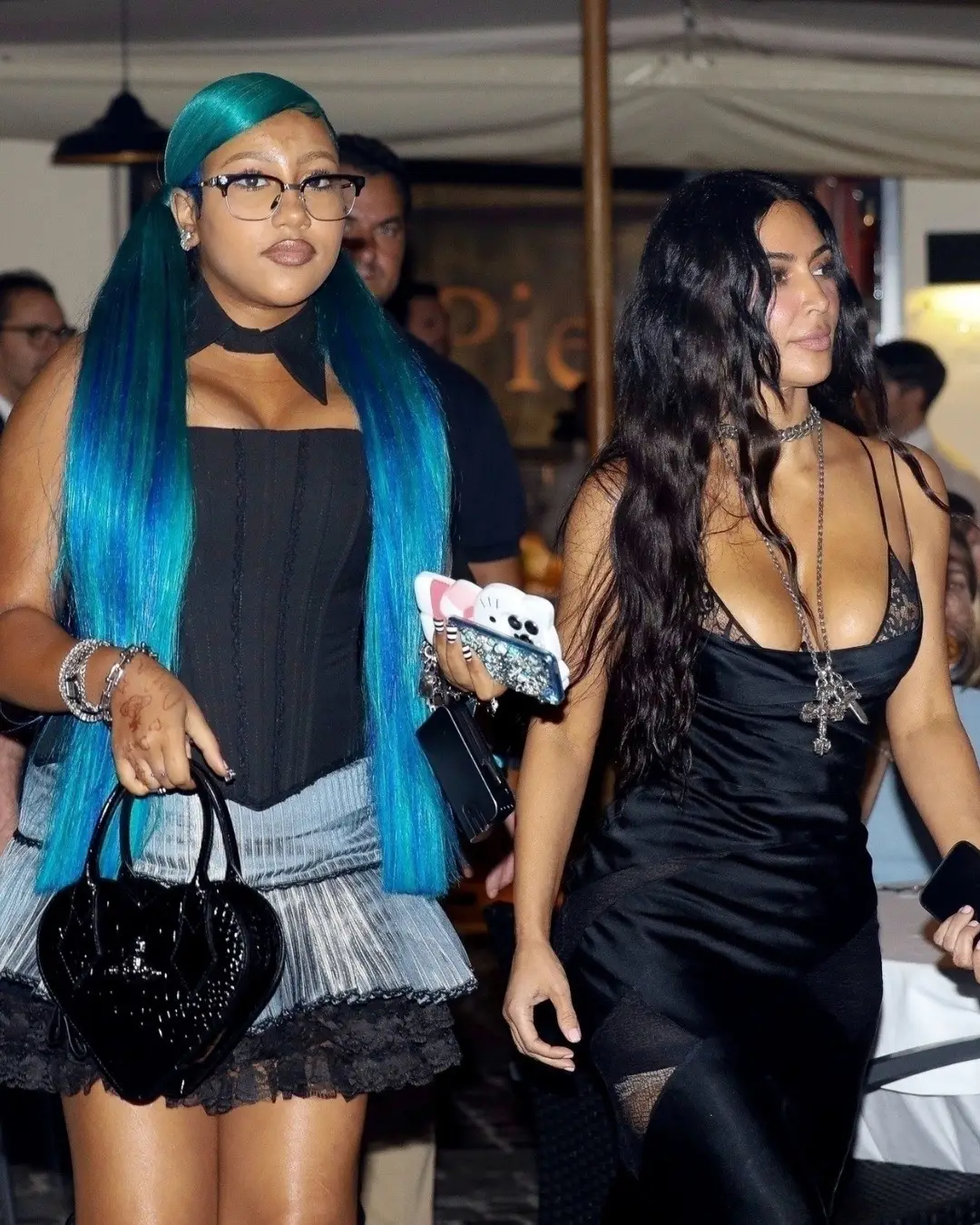 Kim Kardashian and North West were spotted out and about in Rome. 🩵 📸: Cobra Team/BACKGRID