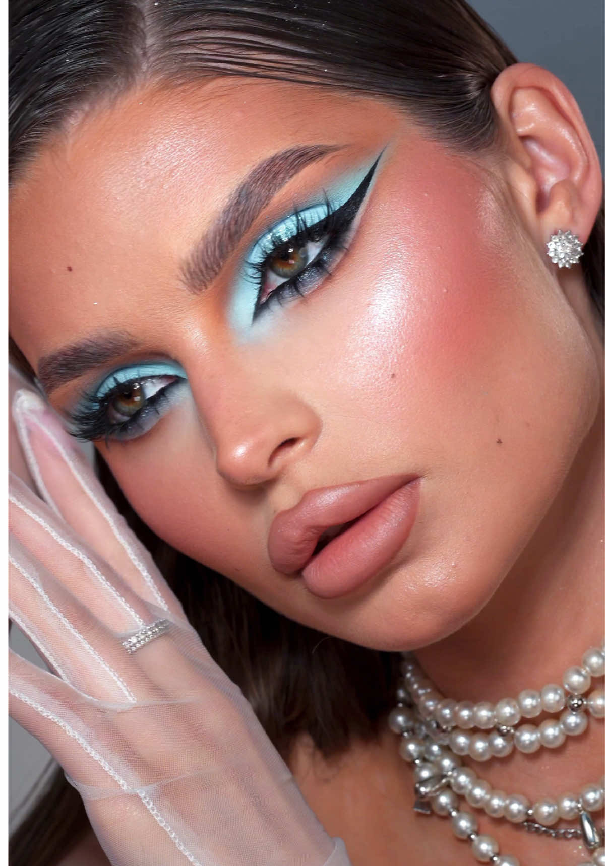 Azure Lagoon 🩵 #makeuptransition #makeuptransformation #beforeandaftermakeup #viralmakeup 