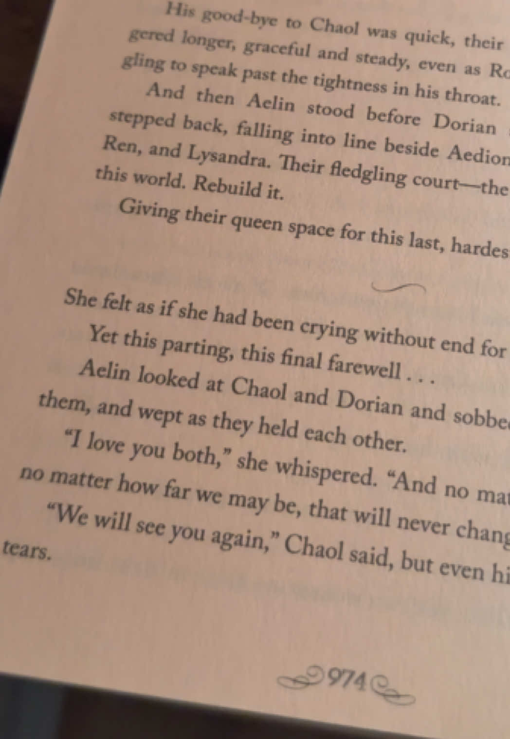 I miss when it was a girl from endovier, a prince, and his captain #throneofglass 