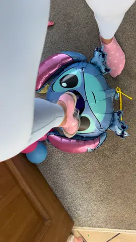 Stitch balloon pop #stitch #balloons #fyp #balloonpops #balloongirl 