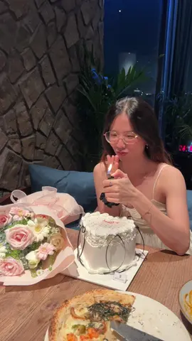 Cùng nhau lưu giữ ngày này nha 🥰 ngày của chúng mình @Bi hay đi 🎀  #proposal #anniversary #cauhon #happiness 