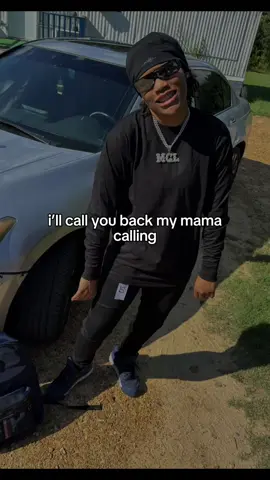 Bra she dtm 🤣🤣🤣😭 I’m at work Hollin cuh #fyp #holidayheart #foryou #viral 