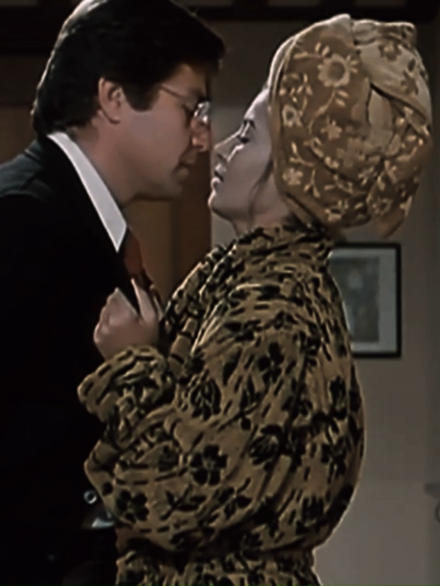 #افلام_مصرية_قديمة #افلام_قديمة #ميرفت_امين #حسين_فهمي #افلام_مصرية #fyp