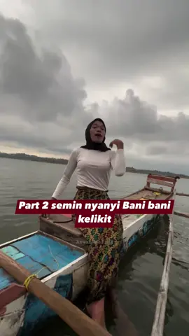 Sik Tante tobeyut nyanyi lagu barat🤣 putra mpak buntal nyengken diet