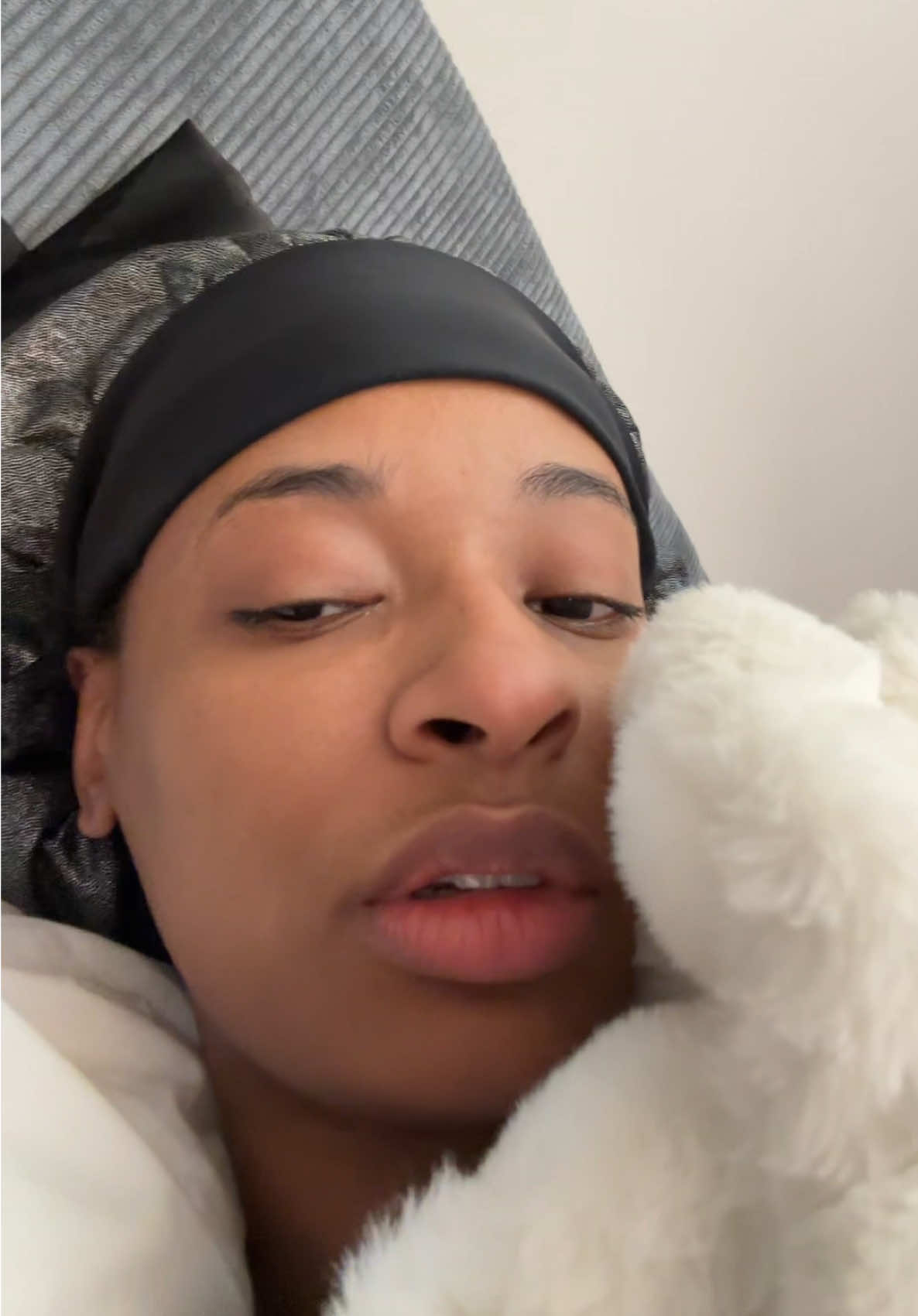 you know what you need to be doing 😕 #fypシ #therealnia #foryoupage #trending #viral 