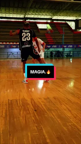 La magia de @K'endry Banqz y @Alexander Rodriguez es una locura 😮‍💨🔥 #futsal #skills #kendry #alexander00 
