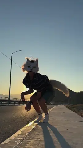 very windy! #quadrobics #quad #quads #therian #theriantrophy #fyr #fyp #on #foryou #foryoupage #opalka #cat 