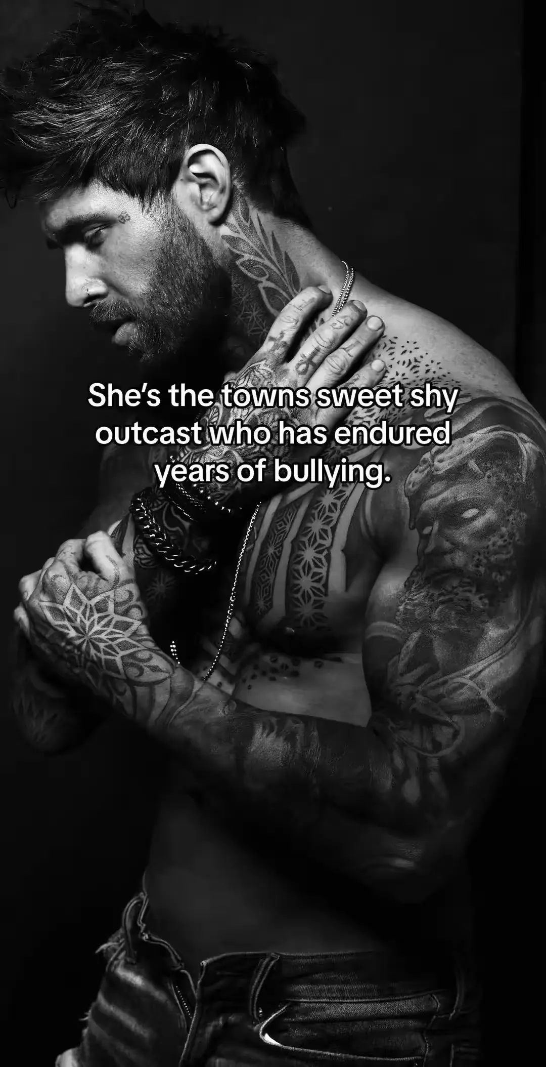 Harlem by Sandy Alvarez & Crystal Daniels #bookrecommendations #bookrecs #BookTok #bookworm 