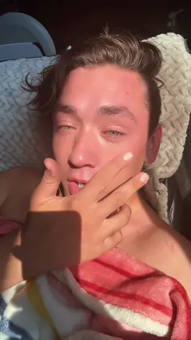 like i hate it… 🥰😔 #greeneyes 