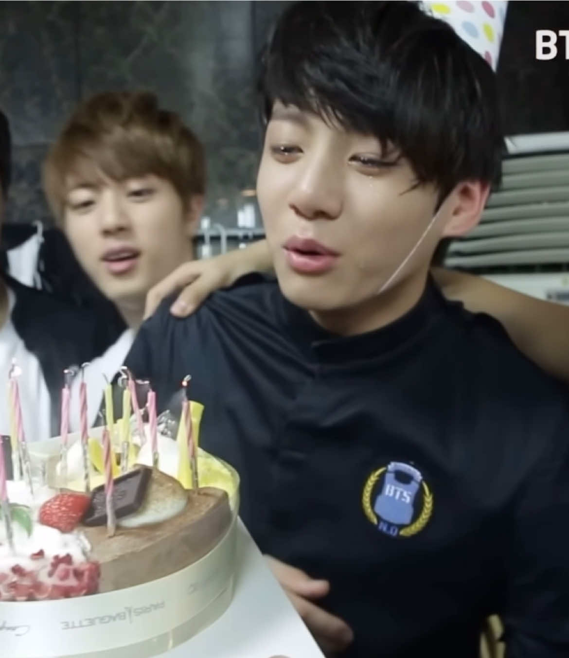 nosso bebê não é mais um bebê 😕 #jungkook #bangtan