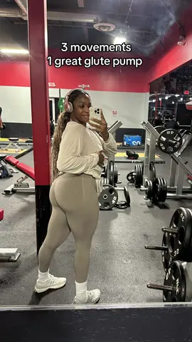 the glute pump after just these  3 is 🤌🏾 #GymTok #tallgymgirl #glutegrowth 