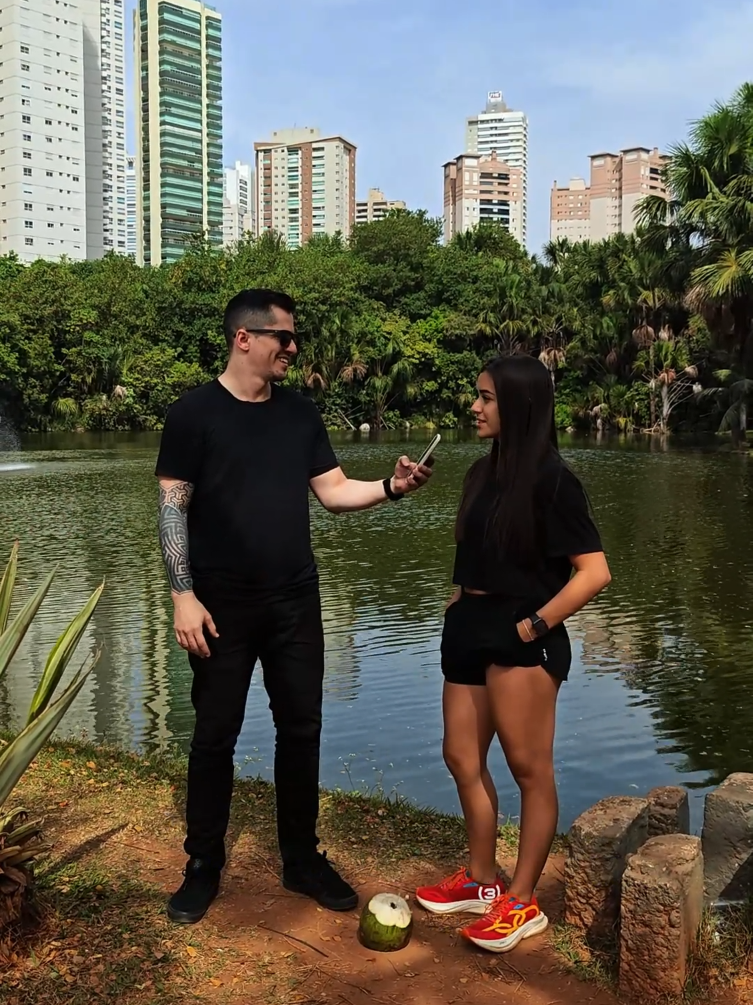 E pra você, qual é a melhor música da história? Responde nos comentários: qual música não pode faltar na sua playlist? #Musica #RocK #poprockk #entretenimento #MusicaBoa #CuriosidadesMusicais #HistoriaDaMusica #MusicaInternacional #musicabrasileira #bandasderock #ClassicosDoRock #comedia #GOIANIA #RodsTalk  #ConteudoCriativo #Creators #YoutubeBrasil #TikTokBrasil #ReelsBrasil #FYP #Viral #Trendin