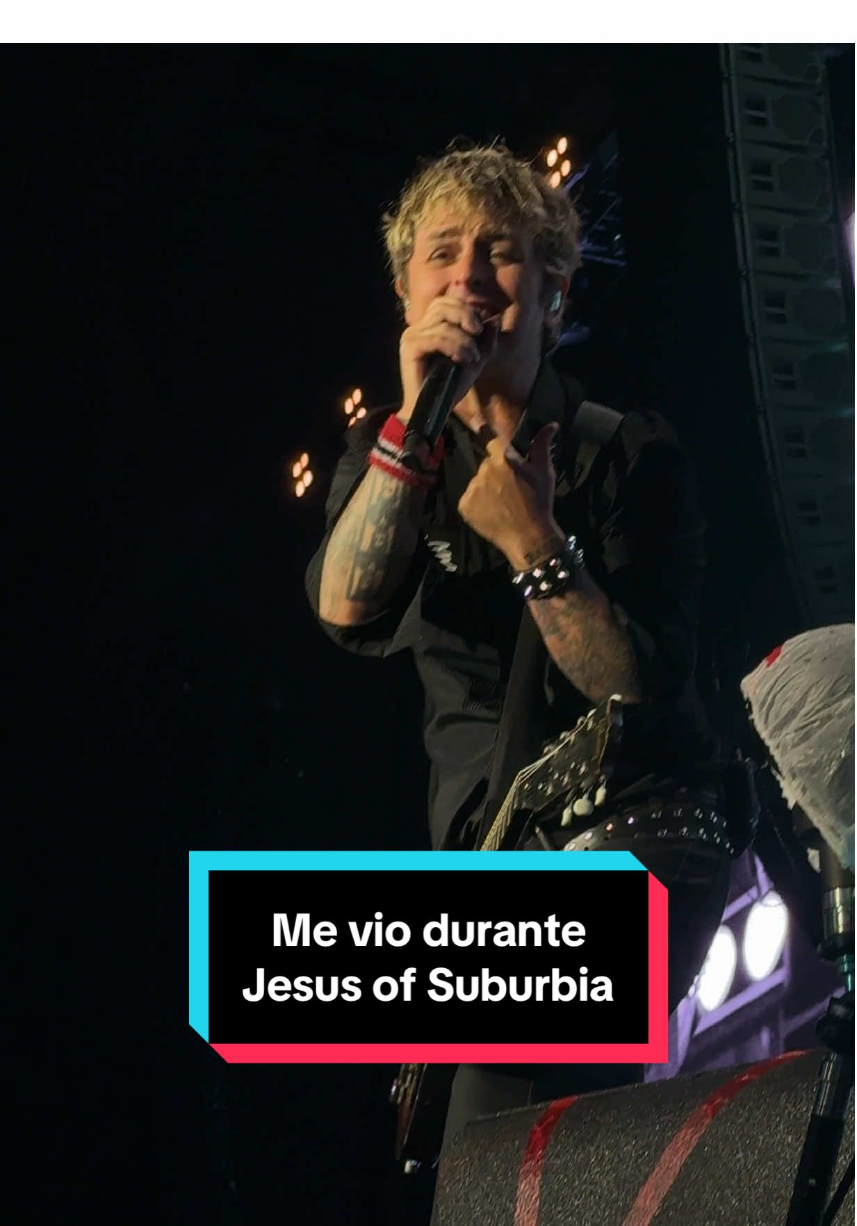 Jesus Of Suburbia en vivo es perfección absoluta ¿sí o no? #greenday #jesusofsuburbia #greendayfans 