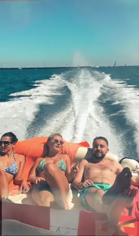 🤍🩶 #Summer #friend #fyp #boat 