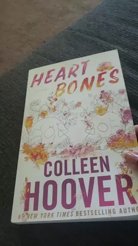 #fypシ  #heartbones  #viral  #colleenhoover  #fypppppppppp  @Colleen Hoover 