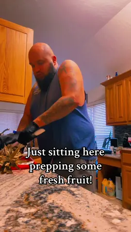 Just prepping fruit for lunch! #fyp #viral #husbandsoftiktok #marriedlife #oklahomacheck 