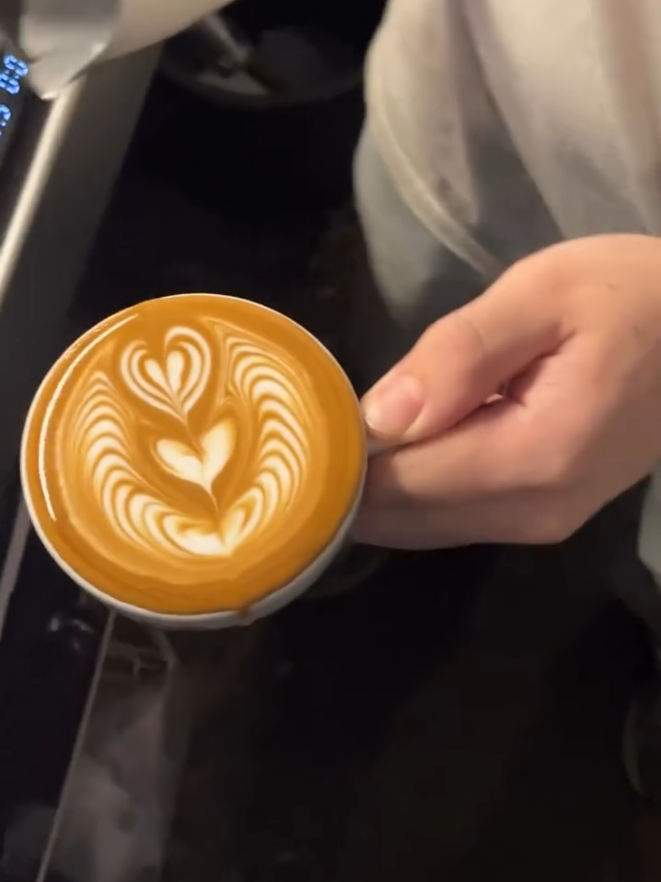 🤍🤍🤍 #coffee  #coffeetime  #coffeelover  #coffeebreak  #coffeephotography 