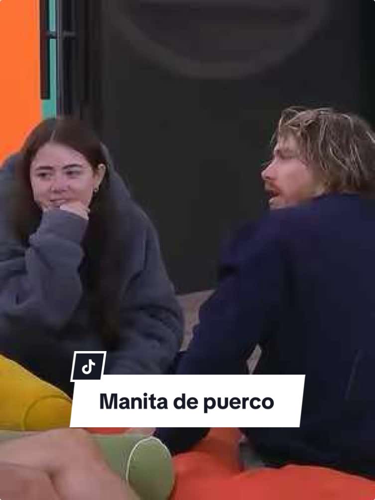 @marianabotasl y @aldotdenigris2 descubrieron el tip de @el_abelito_oficial para hacer manita de puerco 😎 ¡ @vix Premium sabe cosas! 👀 Si quieres ver el momento completo, SUSCRÍBETE AHORA y disfruta sin interrupciones el 24/7🔥 #LaCasaDeLosFamososMx disponible también en #LasEstrellas y #Canal5