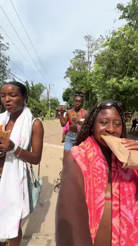 Jamaican Patties and hunger!!! #patties #jamaicantiktok #jamaicanfood 