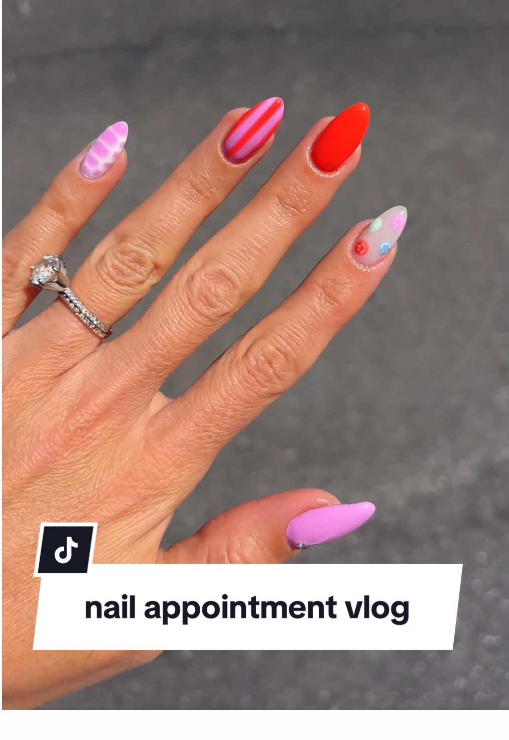 this might be my favorite set ever!!! the smiley faces 🙂💅🏼 and the price 🤯 how much where you live? #nails #nailinspo #nailart #nailappointment #nailvlog #utah 