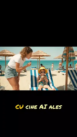 Cu cine mergi in vacanta? #holiday #fyp #funny #baby 