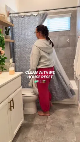 MY FACE seeing all that laundry you guys WHY does it never end!!!!!!!!  #CleanTok #cleaningmotivation #cleanwithmemotivation #cleaning #typea 