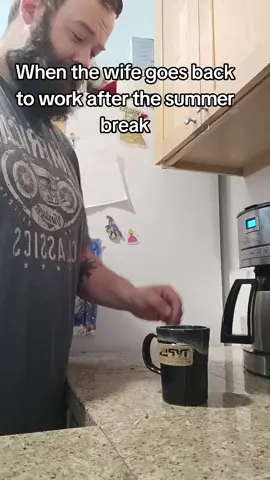 #fyp #dadsoftiktok #schoolworker #funny #viral @Nicole Danielle 