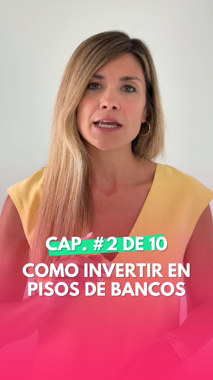 ¿Por qué los bancos tienen tantos pisos? 🤔 No es porque los compren… es porque la gente no pudo pagar la hipoteca. Y ahora esos pisos están ahí, vacíos, costándole dinero al banco cada día. 💡 ¿Qué pasa entonces? Que tú puedes aprovecharlo. Ejemplo real 👇 En Alicante, un piso con precio de mercado de 90.000 € fue vendido por 64.000 €, solo porque llevaba más de un año sin salida. 📍 Lo curioso: Estos pisos no aparecen en los portales conocidos. Están ocultos en webs de subastas, portales bancarios e inmobiliarias que nadie mira. 👉 Son como cofres cerrados 🔑 que casi nadie sabe abrir. Y si tú los encuentras, puedes transformar tu economía. Invertir no es solo para ricos. Es la vía real para dejar de sufrir por el dinero cada mes. Soy Laura Bellés, y en el próximo capítulo te enseñaré cómo pensar como inversor desde cero. 📲 Sígueme ahora, que esto acaba de empezar. #pisosdebanco #inversioninmobiliaria #pisosbaratos #oportunidadesinmobiliarias #viviendasbancarias