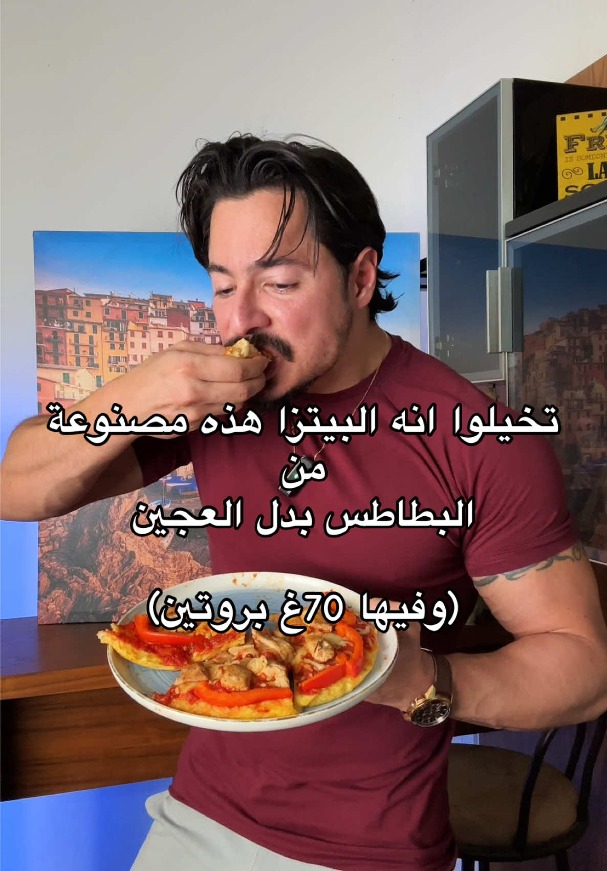 بيتزا مصنوعة من البطاطس والدجاج🍕👨🏻‍🍳 🍗🧀!!  سهل وسريع التحضير !! المقادير:  • ٢ بطاطس مسلوق • صدور دجاج (١٠٠غ بعد الطبخ) مشوية مع ملح وفلفل اسود  • جبنة موزاريلا  (٨٠غ)  • ٣ بيض • ملح وفلفل اسود • بودرة ثوم، بودرة بصل  • فلفل احمر • صلصة بيتزا تابعوا اذا حابين تشوفوا وصفات صحية 💪 Potato & chicken pizza🍕👨🏻‍🍳   easy and quick to prepare Ingredients: • 2 boiled potatoes  • chicken breasts (100g cooked) grilled with salt & black pepper  • mozzarella  (80g) • 3 eggs • salt & black pepper  • garlic powder & onion powder  • red pepper  • pizza sauce  Follow up if you want to see more healthy recipes💪