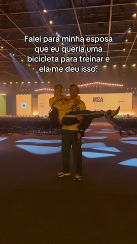 Essa foi a bicicleta que a minha esposa me deu #joaoadibe 