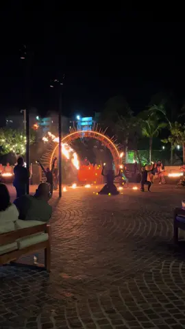 so much funnnn🥳🥳🥳🥳🇲🇽🇲🇽🇲🇽 #fyp #fypシ゚viral #mexico #trip #travel #fypage #breathlesscancunsoul #cancun #lol #xyzbca  