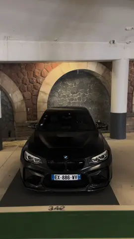 Une très jolie M2 avec une configuration juste violente 🫣 #aberrant #enervé #bmw #m2