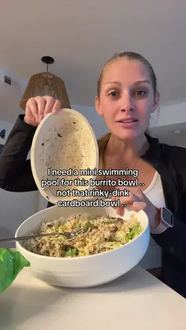 Like wut… just setting me up for failure here 🥲 #chipotle #fyp #burritobowl #carnitas 