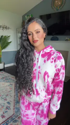 #kaylee #midi #hoodie#warm #girl 