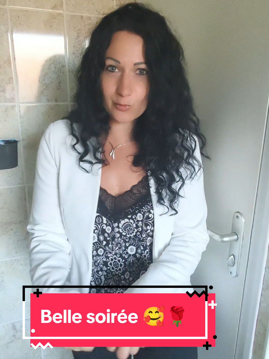 Belle soirée à toutes et tous 🥰🥰🌹 #pourtoi #foryour #bellesoiree #bellenuit 
