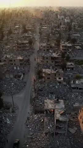 #أصوات غزة💔 | أرض تحت الأنقاض ، لكن القلوب لم تنكسر من الشوارع المدمرة إلى الصلاة في صمت ، لا تزال فلسطين تتنفس ، ولا تزال تقاوم🇵🇸✌️ . StandWithPalestine #Gaza# #FreePalestine #prayforgazapalestine